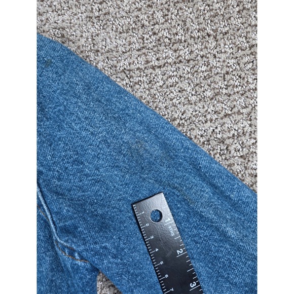 Vintage Levi's Women's Blue Denim Trucker Jacket Medium Wash Size Small Type 3 - Picture 9 of 13